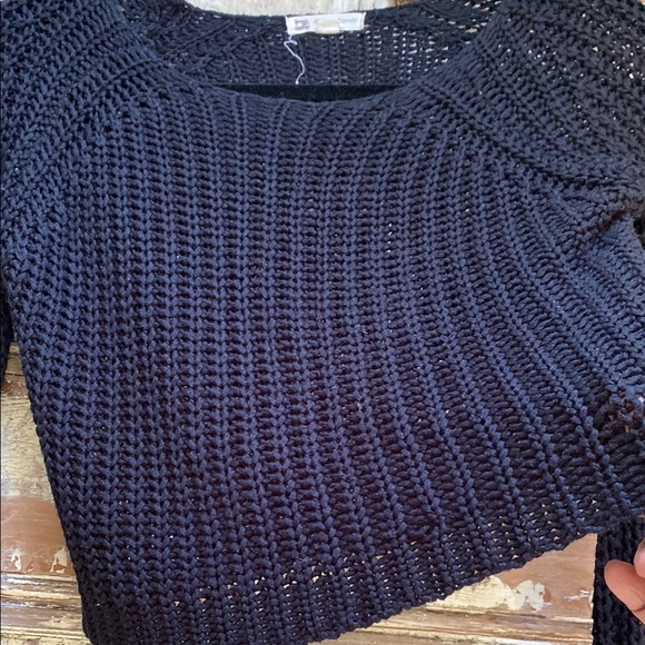 Cotton Candy Open Weave Black Knit Crop Top, Size Small - Picture 4 of 5